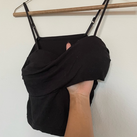 Criss cross black crop top - Picture 5 of 6